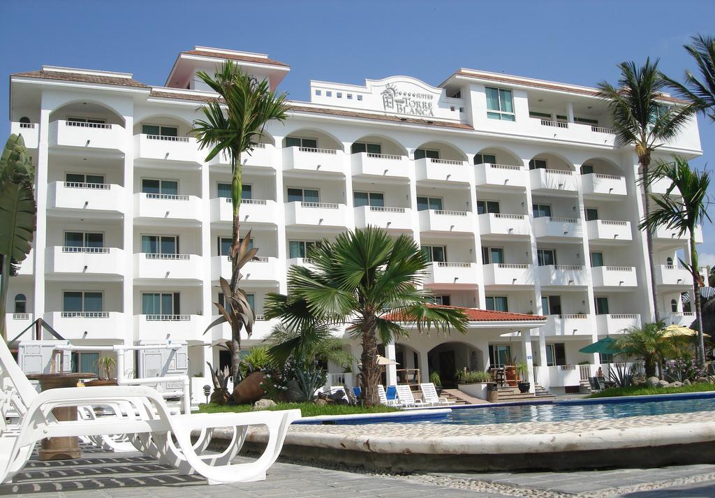 Torreblanca Beach Hotel And Suites Guayabitos - Desayuno Y Comida Incluido Rincon de Guayabitos Buitenkant foto