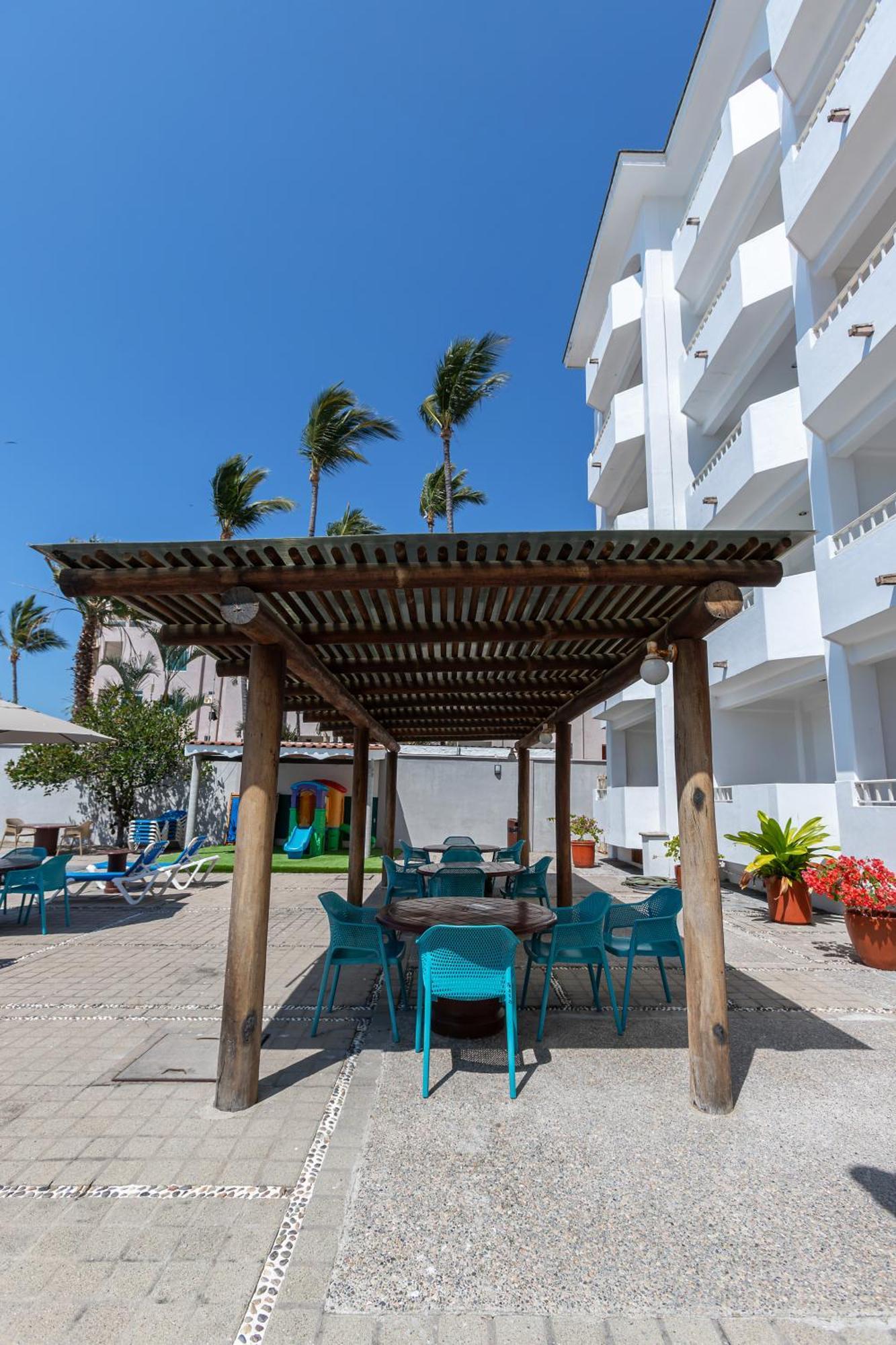 Torreblanca Beach Hotel And Suites Guayabitos - Desayuno Y Comida Incluido Rincon de Guayabitos Buitenkant foto